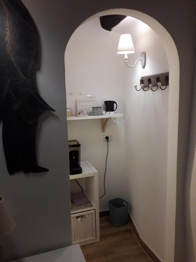 Livia'S Charming Room Trevignano Romano Exterior photo